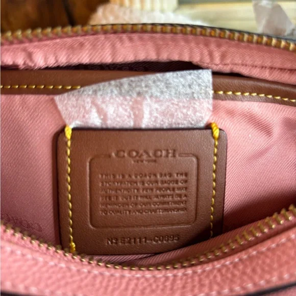 Coach Willow Camera Bag in Colorblock Leather Crossbody Candy Pink NWT - Picture 7 of 9